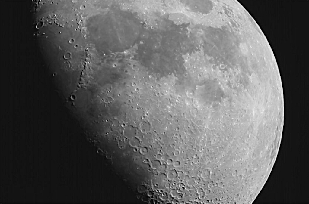 Zunehmender Mond mit Mare Imbrium